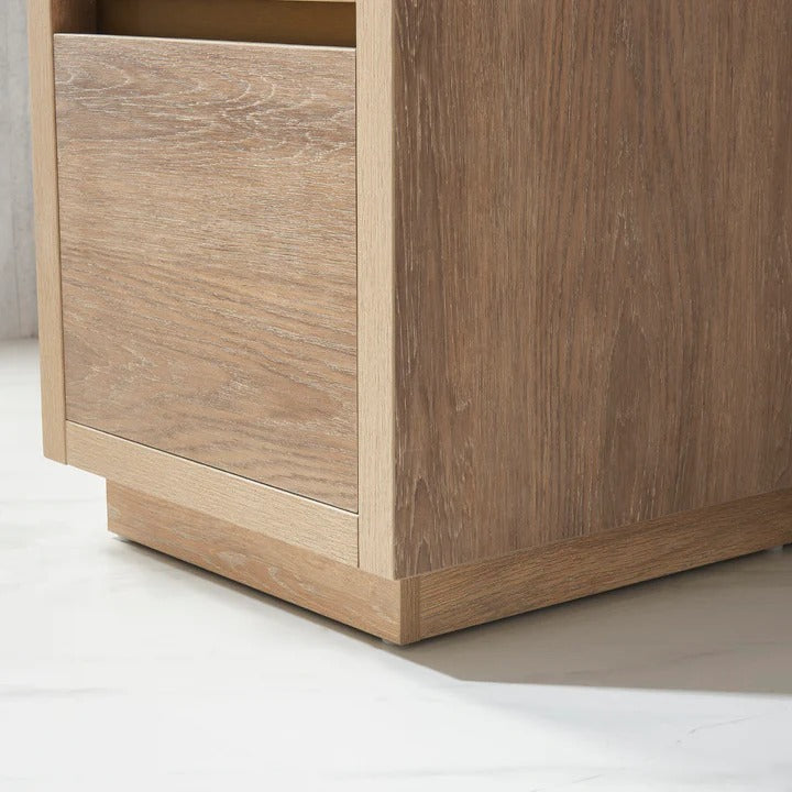 Vinnova, Huesca 18" Single Sink Bath Vanity in North American Oak with White Composite Integral Square Sink Top and Mirror