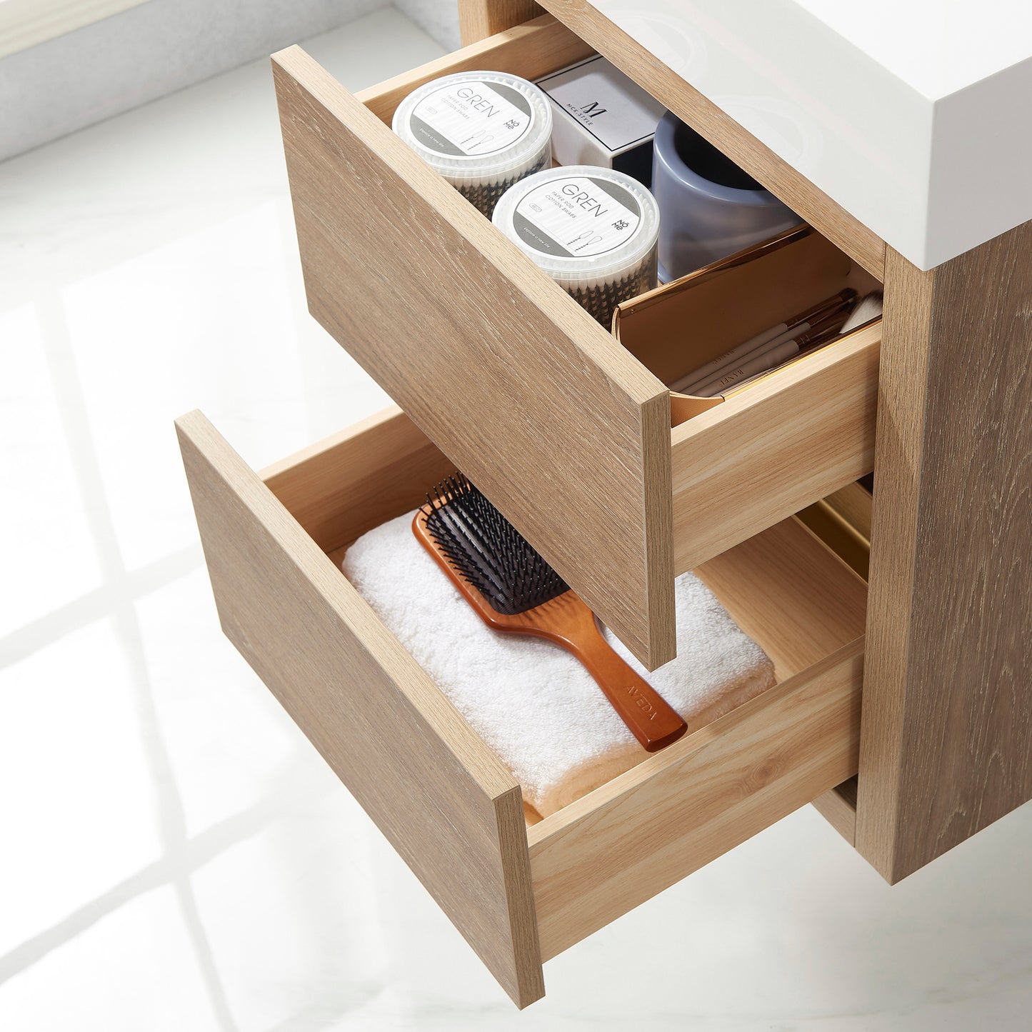 Vinnova, Palencia 18" Single Sink Wall-Mount Bath Vanity in North American Oak with White Composite Integral Square Sink Top and Mirror