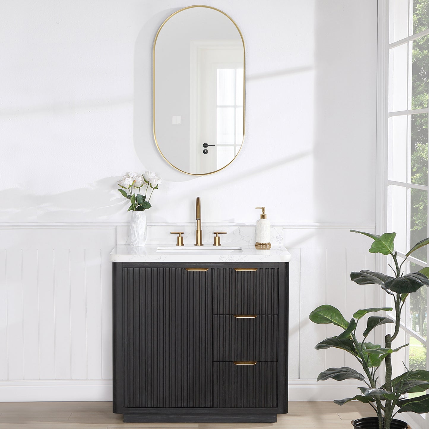 Vinnova, Cádiz 36in. Free-standing Single Bathroom Vanity in Fir Wood Black with Composite top in Lightning White and Mirror