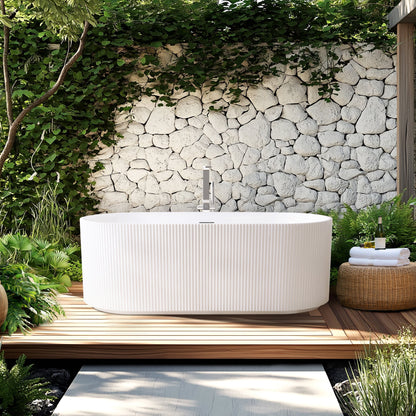 Vinnova, Linyi 59.1" x 31.5" Soaking Bathtub