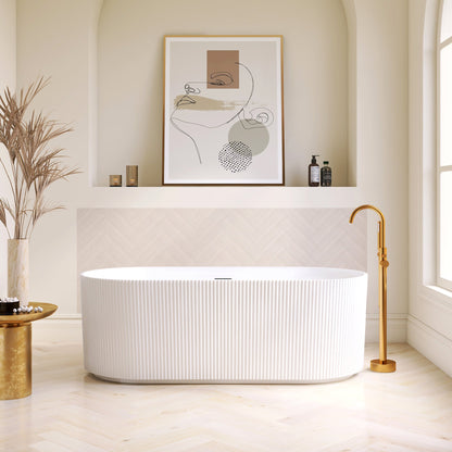 Vinnova, Linyi 59.1" x 31.5" Soaking Bathtub