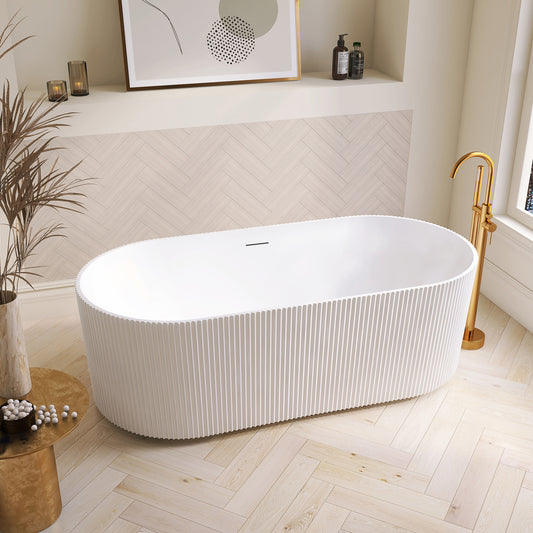 Vinnova, Linyi 66.9" x 31.5" Soaking Bathtub
