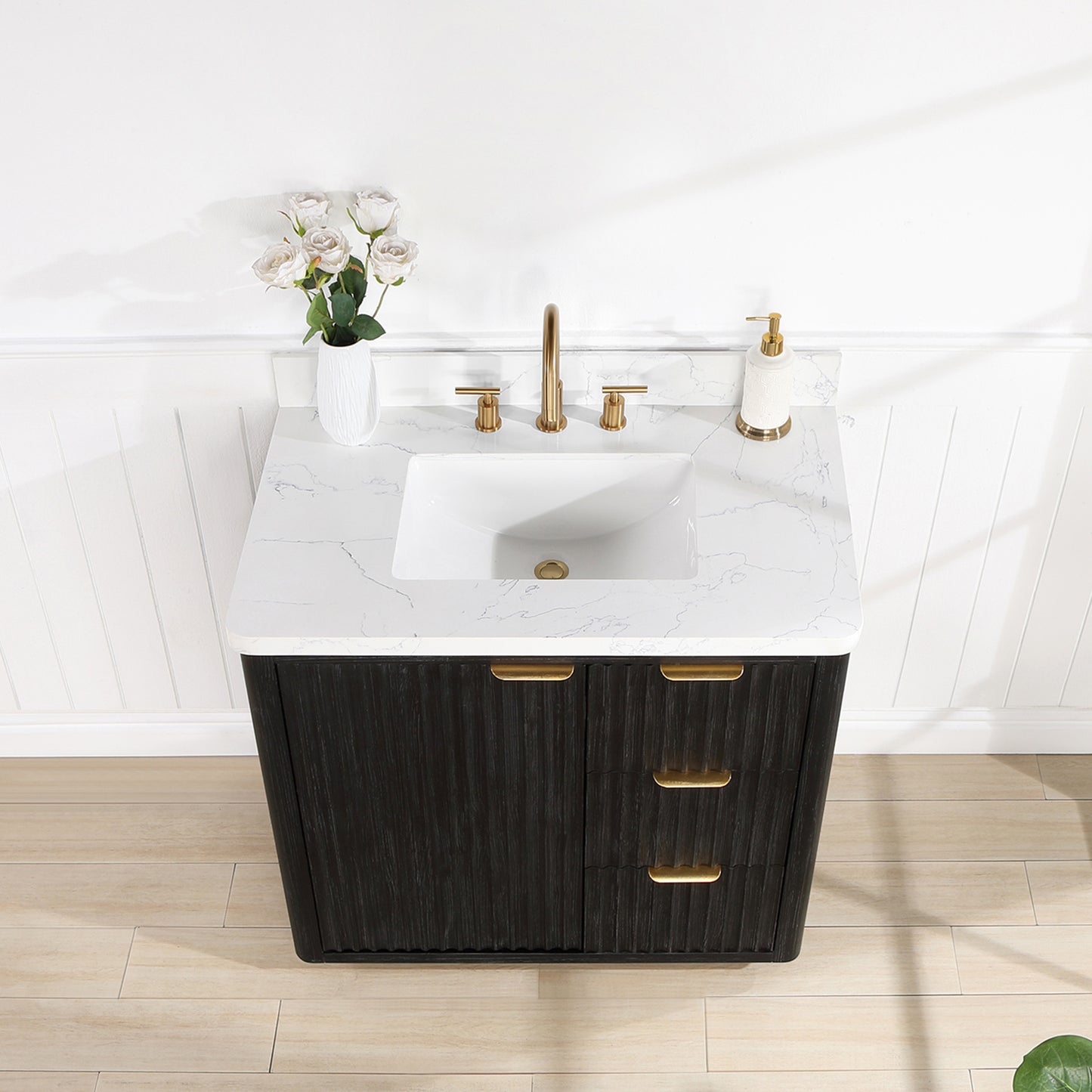 Vinnova, Cádiz 36in. Free-standing Single Bathroom Vanity in Washed Ash Grey with Composite top in Lightning White and Mirror