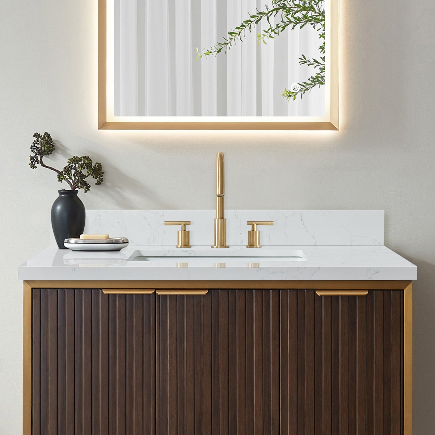 Vinnova, Jaen 37 in. W x 22 in. D Composite Stone Vanity Top in Grain White with White Rectangular Single Sink