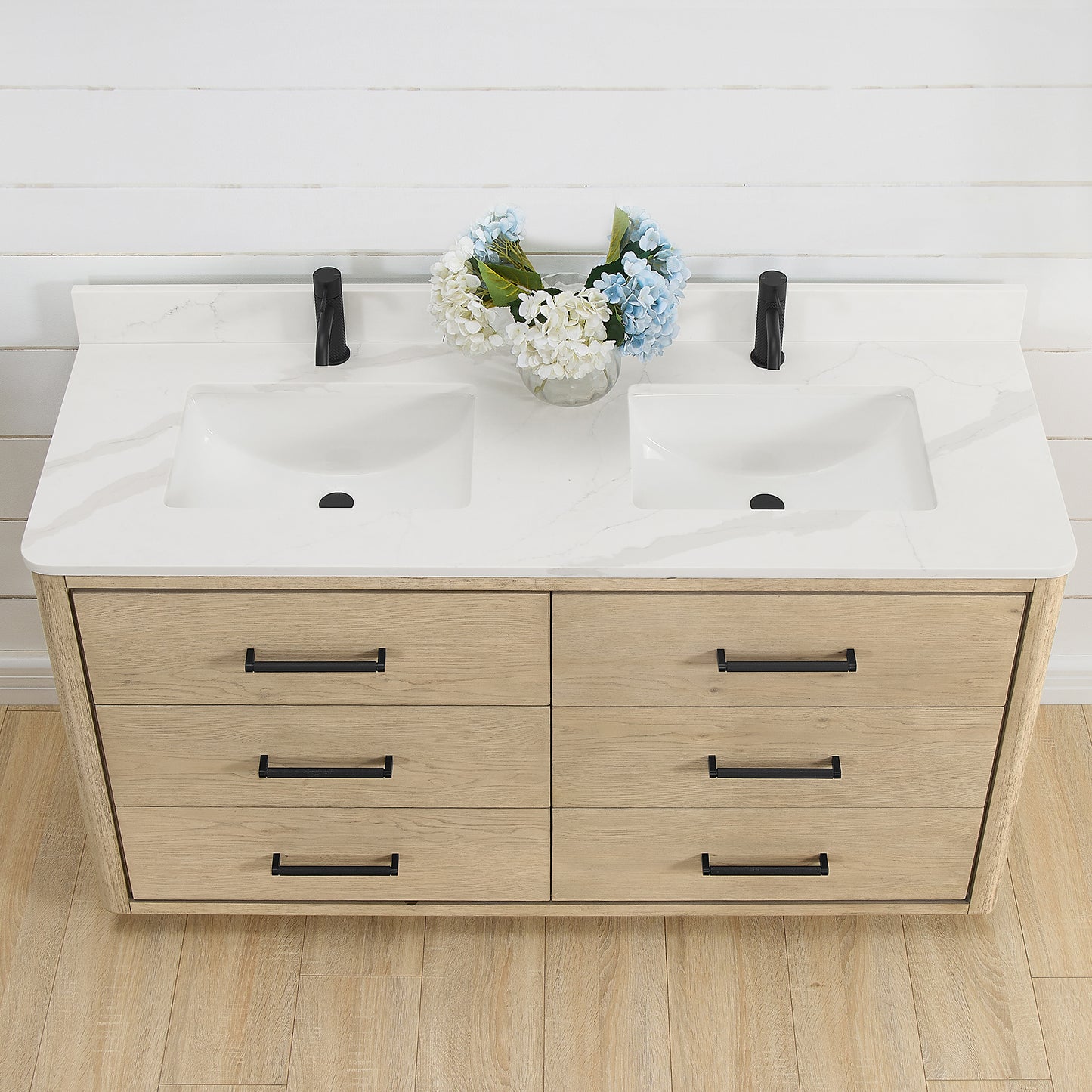 Vinnova, Porto 60M" Free-standing Double Bath Vanity in Aged Natural Oak with Fish Maw White Quartz Stone Top