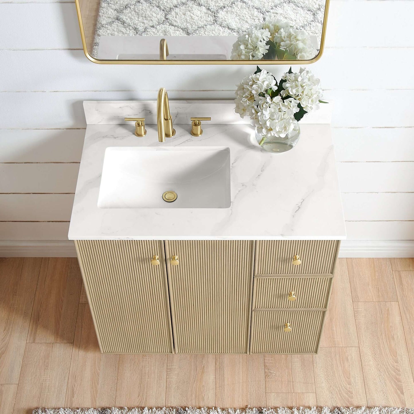 Vinnova Oza 36-inch free-standing single vanity in aged natural oak with white quartz stone top and mirror
