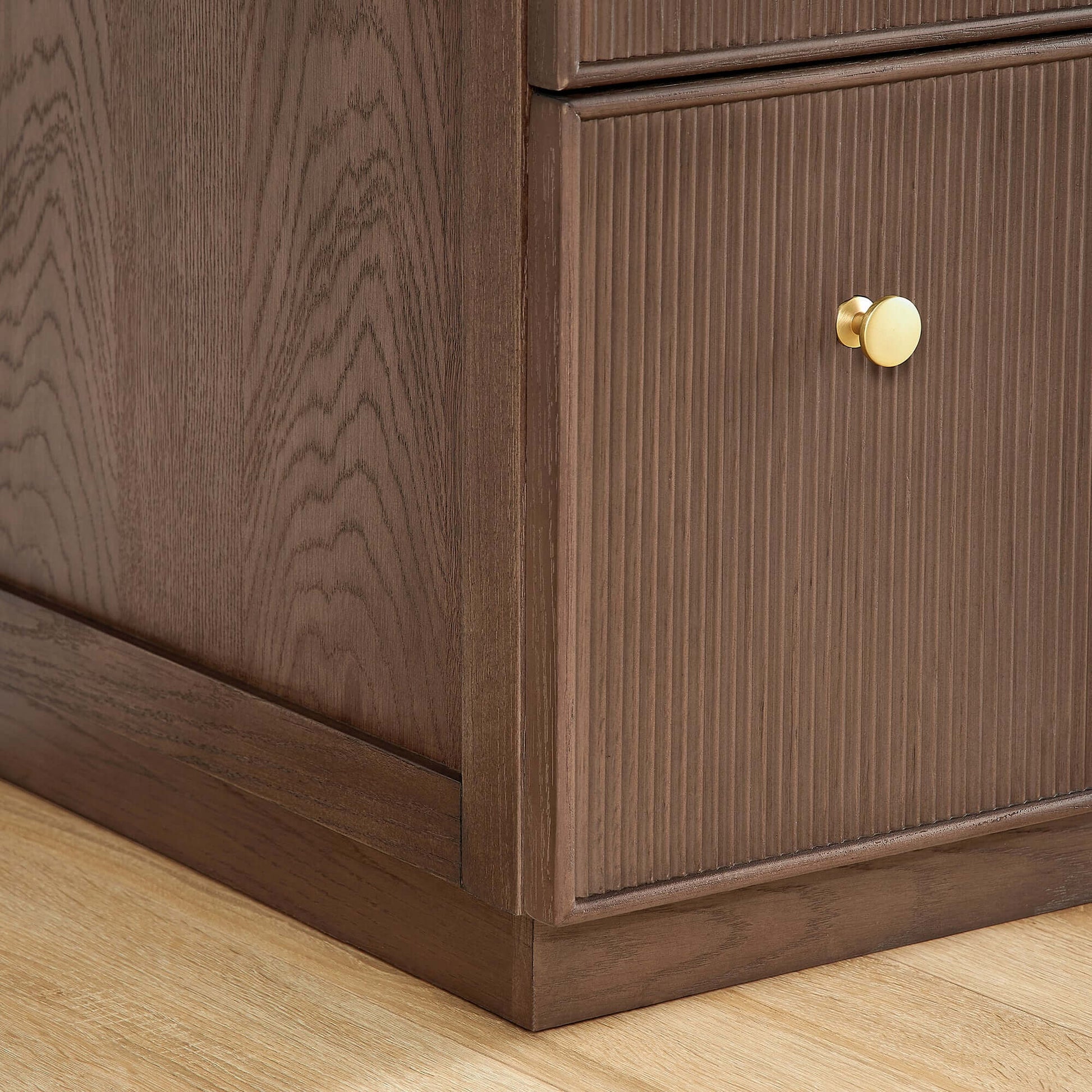 Vinnova Oza 84-inch free-standing double bathroom vanity in aged dark brown oak with Fish Maw white quartz stone top and mirror