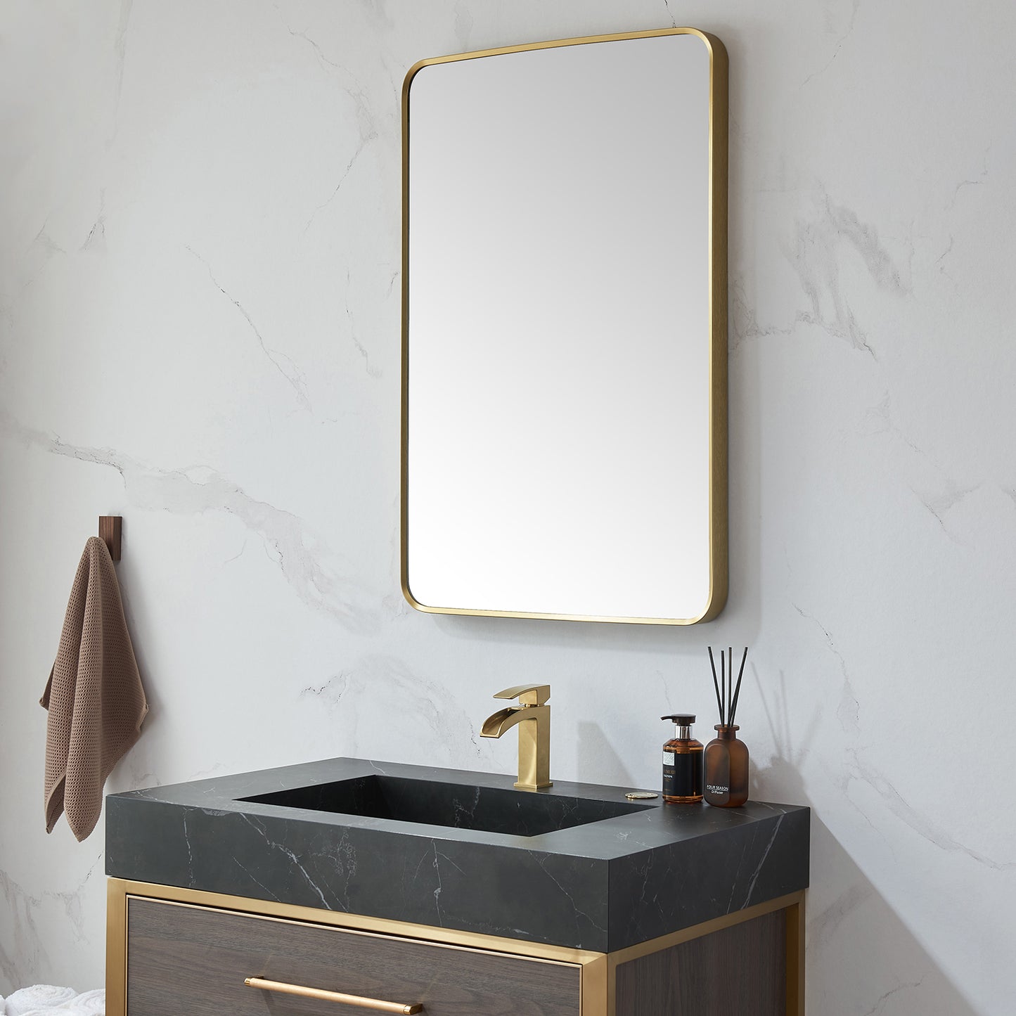 Vinnova, Mutriku 24 in. W x 36 in. H Rectangle Metal Wall Mirror in Brushed Gold