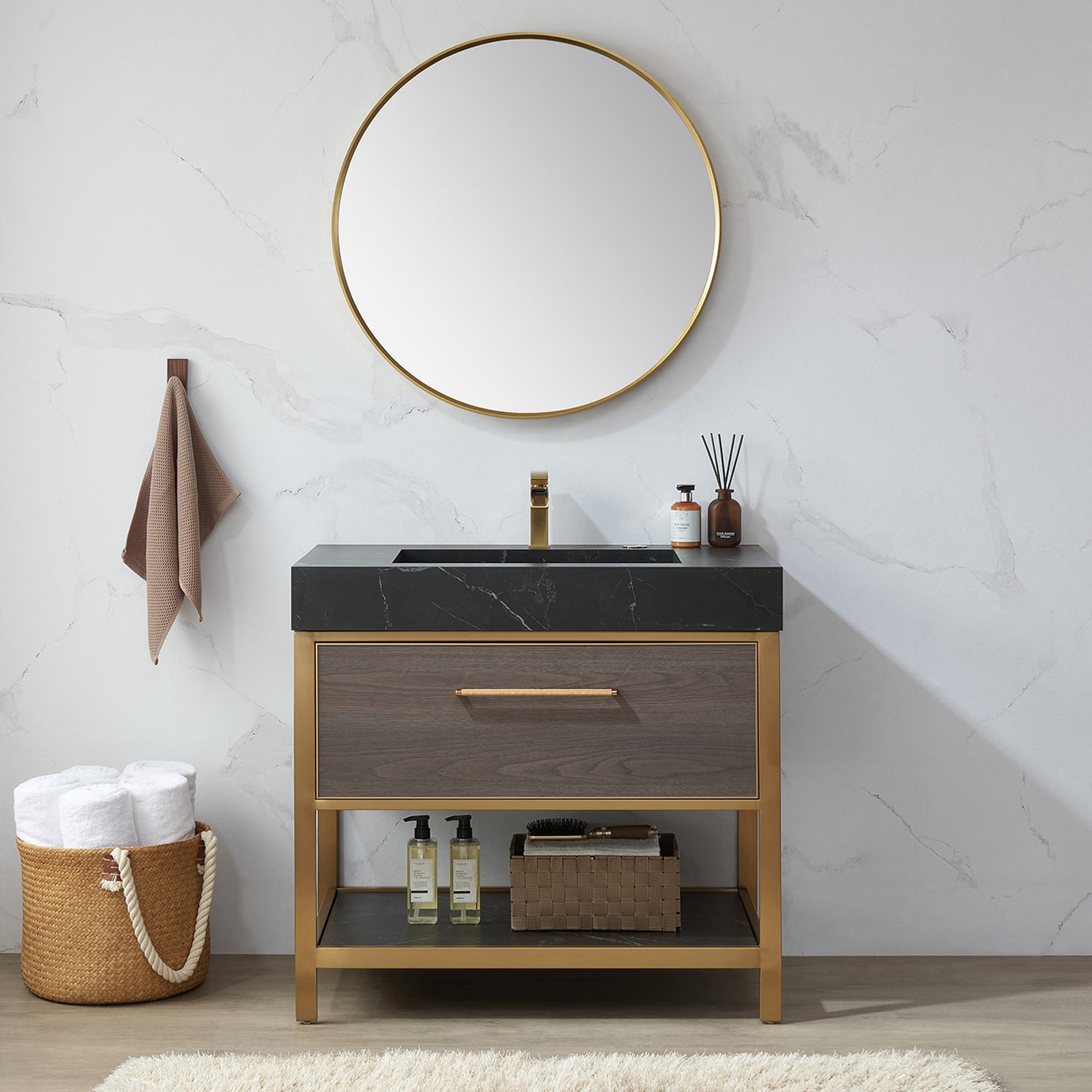 Vinnova, Cascante 32 in. W x 32 in. H Round Metal Wall Mirror in Brushed Gold
