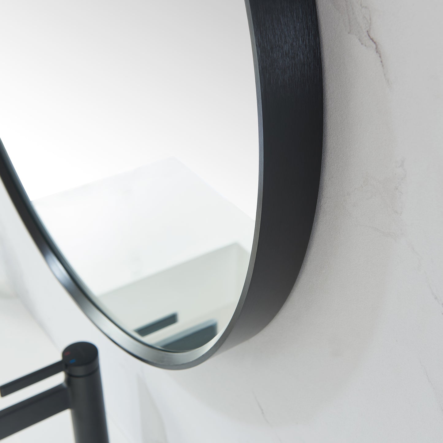 Vinnova, Cascante 35.4 in. W x 35.4 in. H Round Metal Wall Mirror in Brushed Black