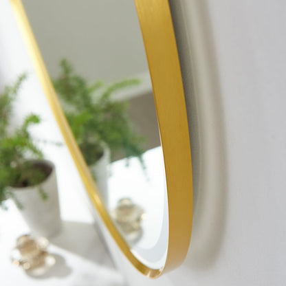 Vinnova, 32'' Round LED Lighted Accent Bathroom/Vanity Wall Mirror