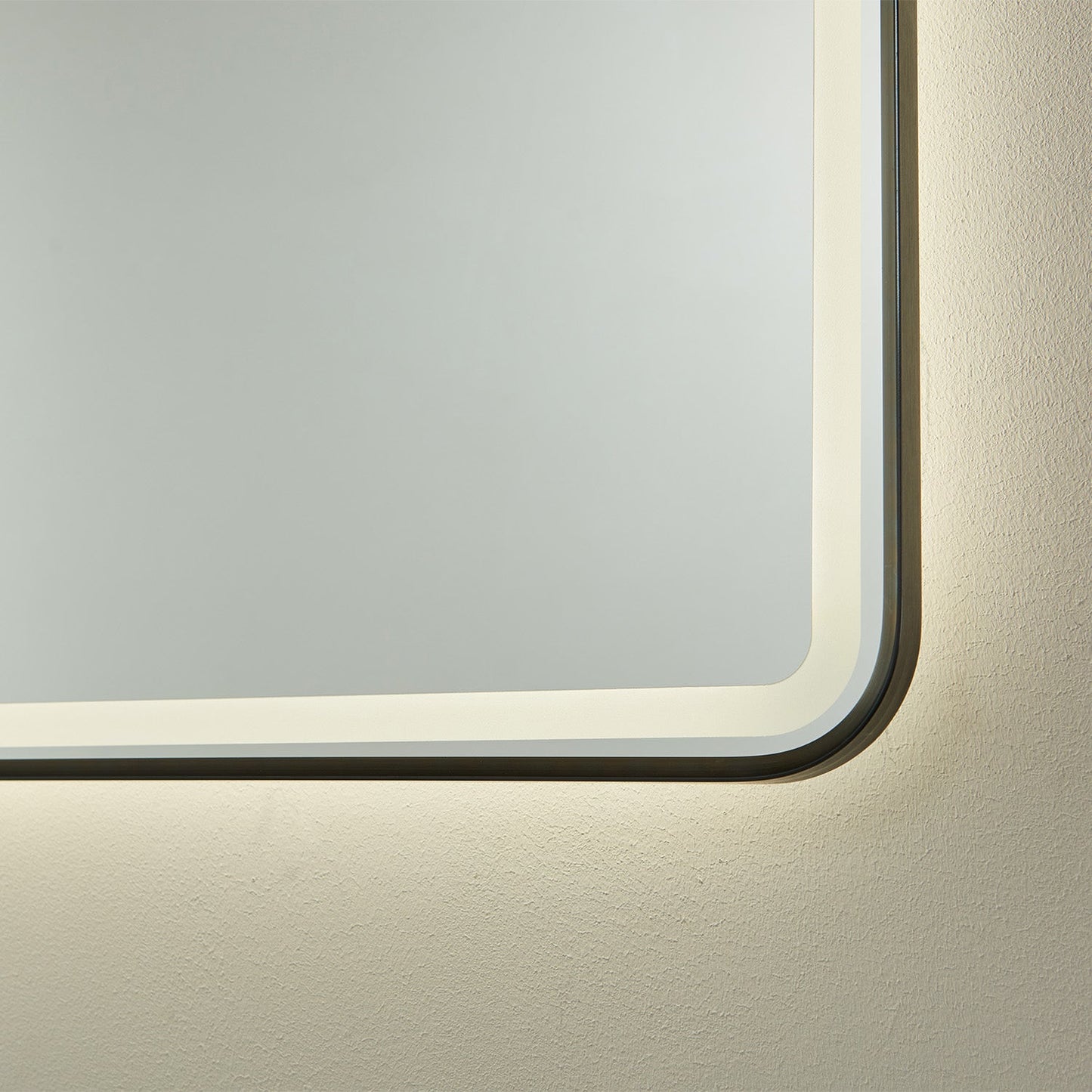Vinnova, 24'' Rectangle LED Lighted Accent Bathroom/Vanity Wall Mirror
