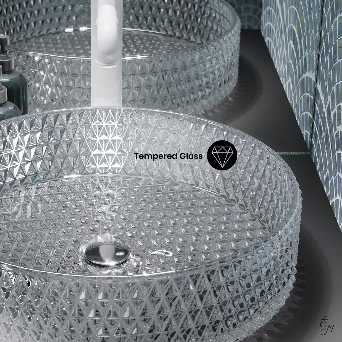 Swiss Madison, Cache 15.75" Round Glass Vessel Sink